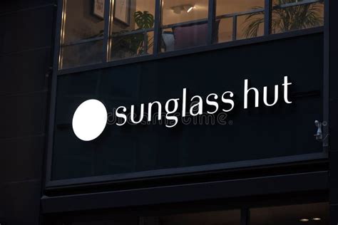 Sunglass Hut Hamburg .